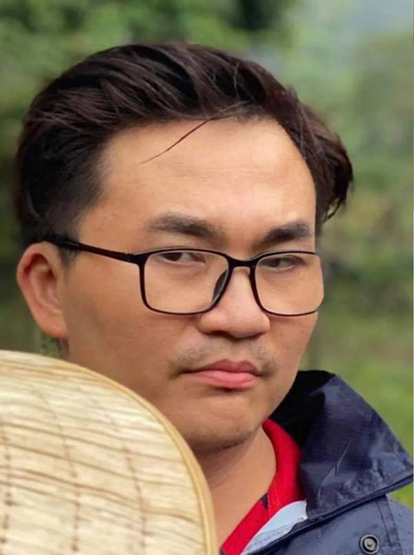 Lê Dương Bảo Lâm tạo nghiệp, tung ảnh dìm hàng đồng nghiệp cứu trợ miền Trung-5