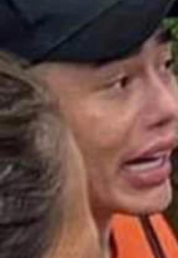 Lê Dương Bảo Lâm tạo nghiệp, tung ảnh dìm hàng đồng nghiệp cứu trợ miền Trung-10