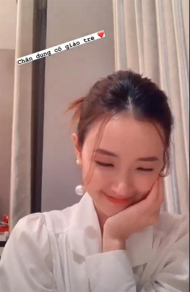 Midu khoe sắc trước khi lên giảng đường, hội sinh viên đổ gục vì cô giáo trẻ-4