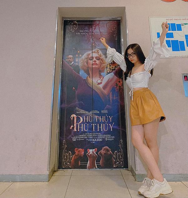 Nhật Lê khoe ảnh thả thính xinh đẹp, phải chăng đã sẵn sàng cho một mối quan hệ mới?-3