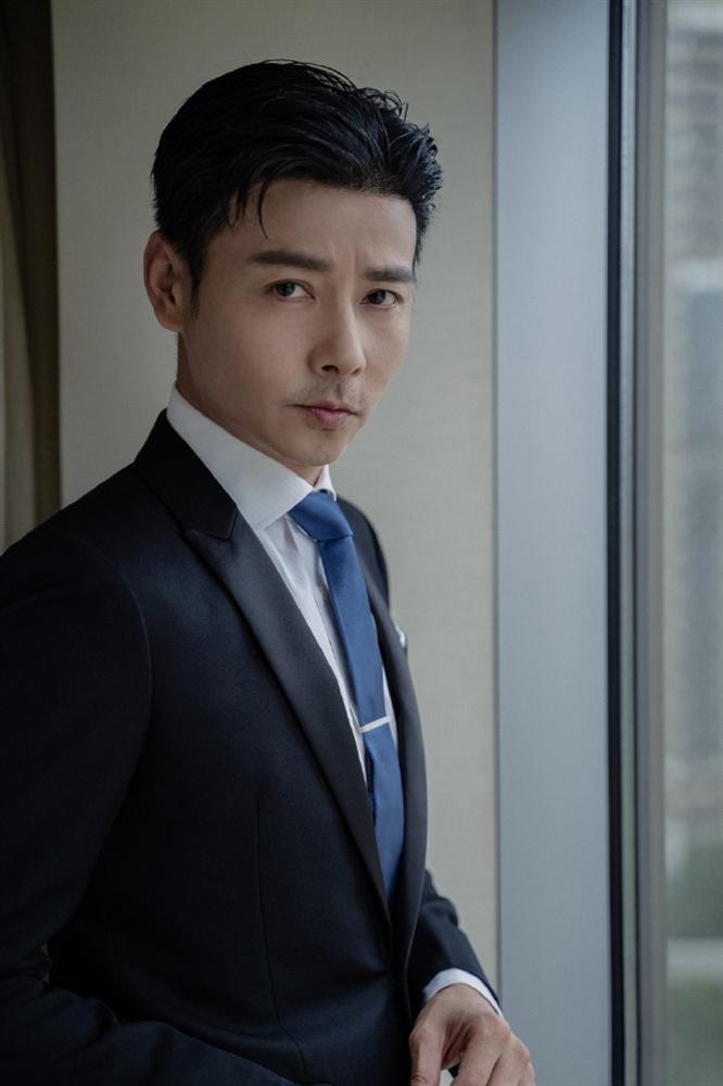 Cao thủ võ thuật là sư phụ Châu Nhuận Phát, đánh gãy mũi Chân Tử Đan, từ kẻ vô danh thành lập môn phái riêng-3