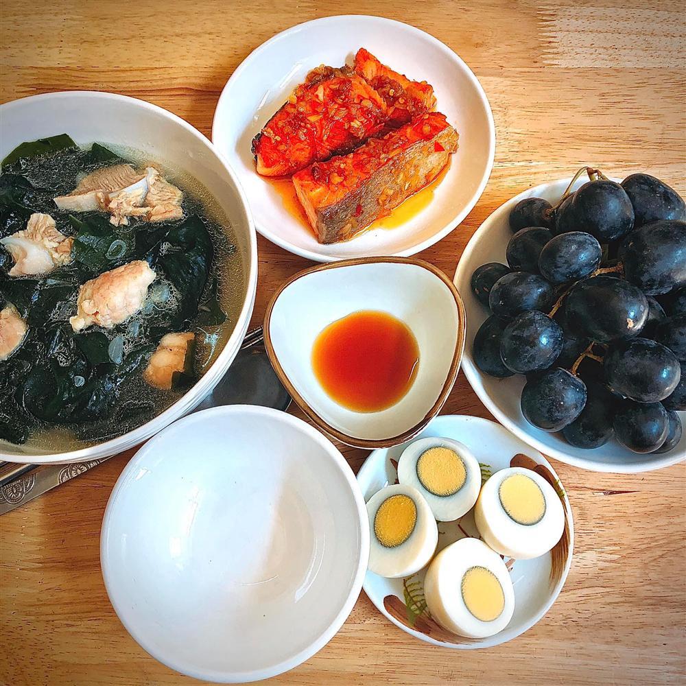 Mẹ Hải Phòng khoe mâm cơm cữ thế này bảo sao nhiều người cứ muốn đẻ 3, 4 nhóc-5