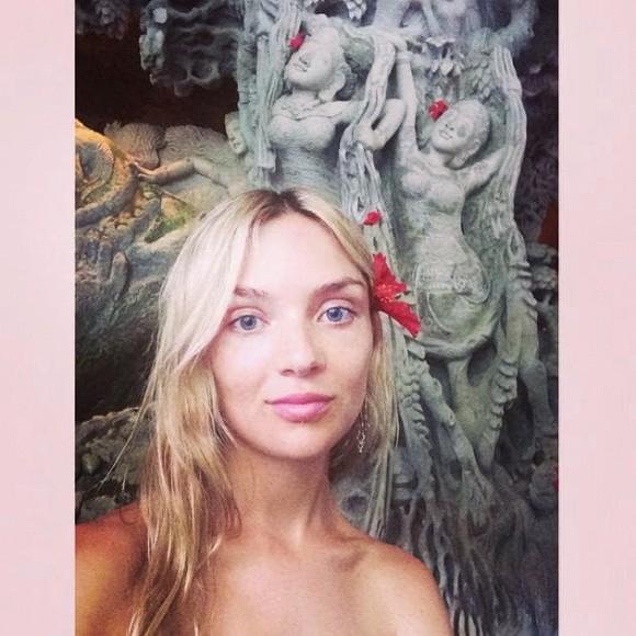 Nữ diễn viên gợi cảm khiến con trai tân Tổng thống Mỹ cưới ngay sau 6 ngày quen-2