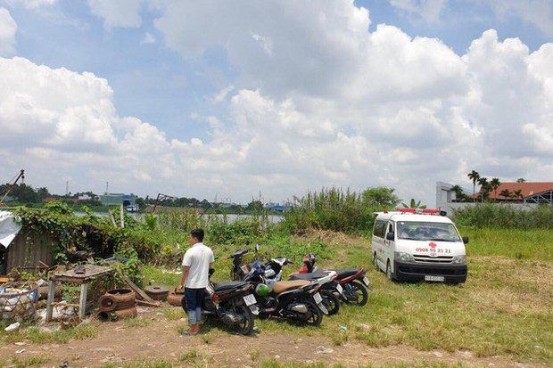 Phát hiện thi thể nam giới trôi trên sông Sài Gòn-2