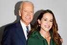 Con gái út của ông Joe Biden làm chủ hãng thời trang