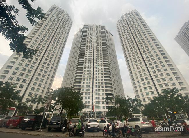 Vụ phát hiện thi thể phụ nữ lìa đầu ở TP.HCM: Người dân chung cư hoang mang, xuất hiện đối tượng lạ cấm chụp hình-4