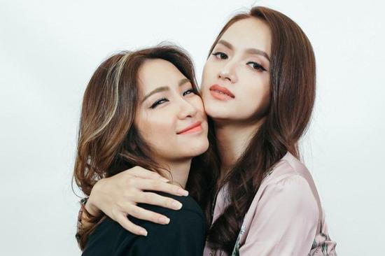 Bị vặn hỏi, Hòa Minzy giải thích lý do im lặng giữa lúc Hương Giang gặp biến