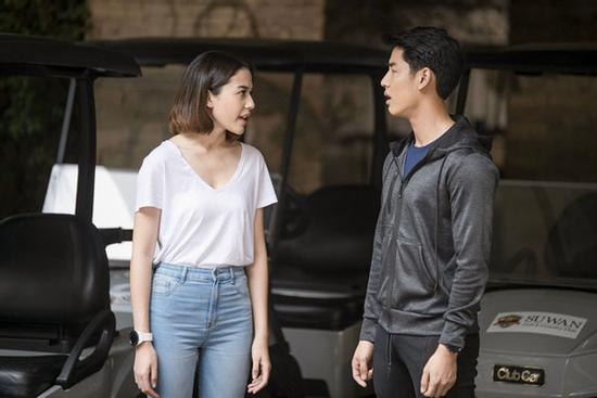 Cô vợ 'cục đất' 4 năm chẳng dám 'bật' chồng câu nào, ngày sinh nhật anh, cô làm việc 'thất kinh'