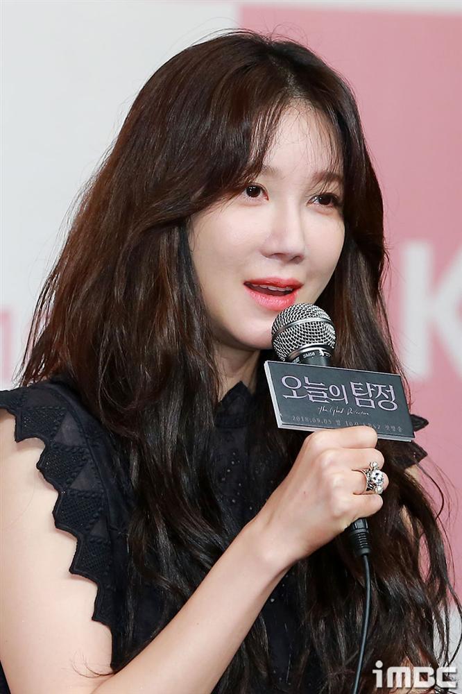 Lee Ji Ah: Mỹ nhân kết hôn không ai hay nhưng ly hôn lại chấn động cả Kbiz-5