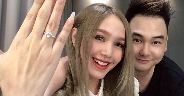 Chuyện tình Xemesis và vợ trẻ 2k2: Chênh nhau 13 tuổi, thị phi vẫn về đích an toàn-10