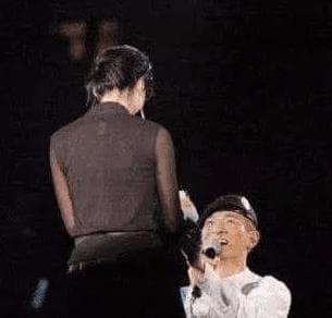 Từ chối lời cầu hôn của Lưu Đức Hoa để đến với thường dân rồi chịu bạo hành, mỹ nhân ấy giờ đã 51 tuổi-3