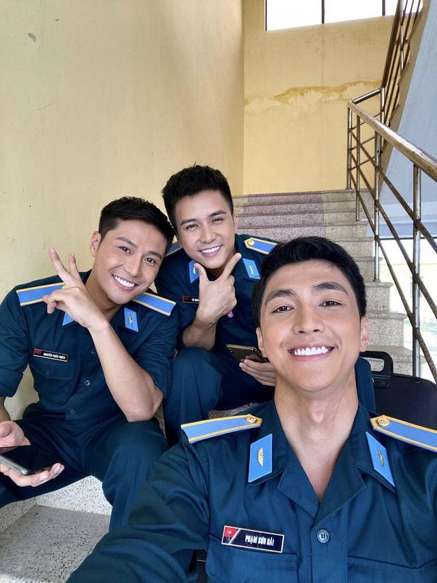 Bình An mặt sưng vù nhìn tưởng hài hước, sự thật khiến người thân lo lắng-4