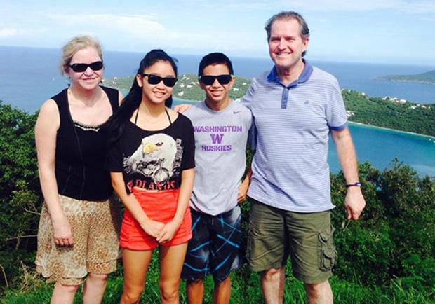 Sau 20 năm, bé gái Cần Thơ được bố mẹ người Mỹ nhận nuôi giờ nổi tiếng đình đám-2