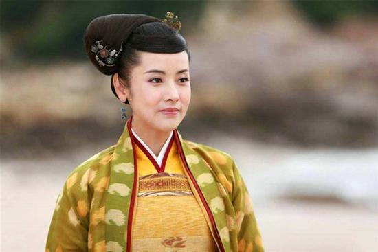 Mỹ nhân 'Thần điêu đại hiệp' bị chồng tố bỏ con để ngoại tình và sự thật không ngờ