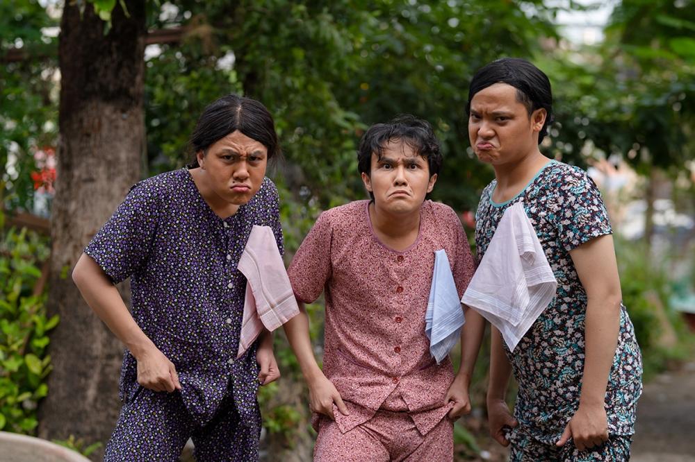 Huỳnh Lập, Duy Khánh đưa chuyện Thủy Tiên đi từ thiện, Đông Nhi sinh con vào sản phẩm mới-2