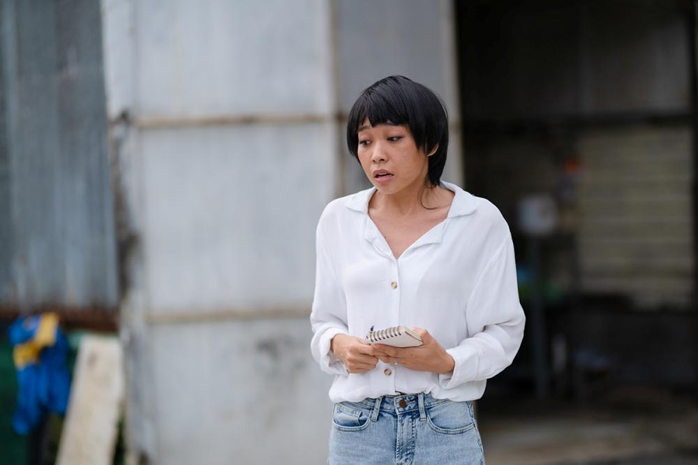 Huỳnh Lập, Duy Khánh đưa chuyện Thủy Tiên đi từ thiện, Đông Nhi sinh con vào sản phẩm mới-5