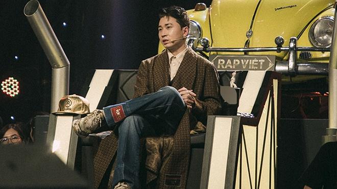 Huấn luyện viên Rap Việt mặc hàng hiệu nghìn USD tại chung kết-1