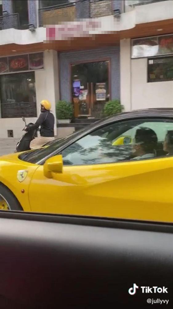 Lộ clip thiếu gia Phan Thành chở gái lạ trên xe, dân mạng đồng loạt réo tên Midu-2