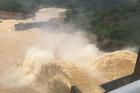 Quảng Nam lại sạt lở núi khiến 1 người chết, hồ Phú Ninh và nhiều thủy điện xả lũ