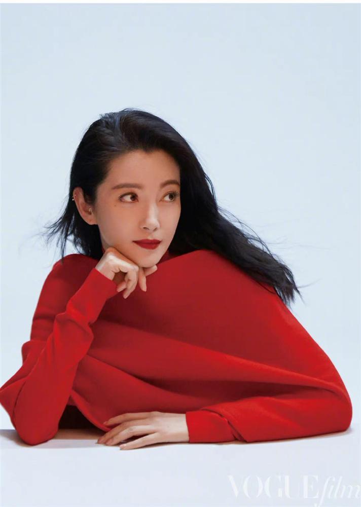 ẢNH GÂY LÚ: Đây là Lý Băng Băng, Dương Mịch hay Trương Hinh Dư?-4