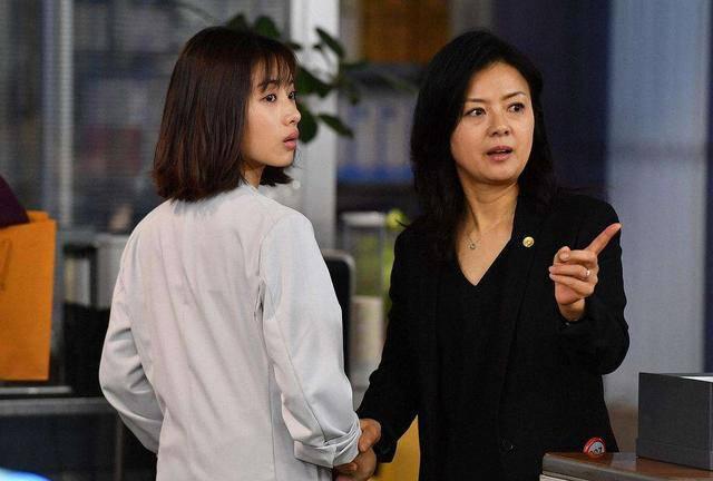 Về ra mắt thấy căn nhà rách nát, ai ngờ lúc về mẹ anh đặt vào tay thứ sốc-2