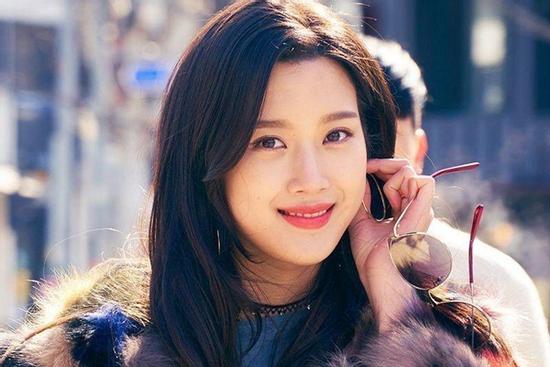 Moon Ga Young - mỹ nhân thường xuyên bị dìm nhan sắc trên truyền hình