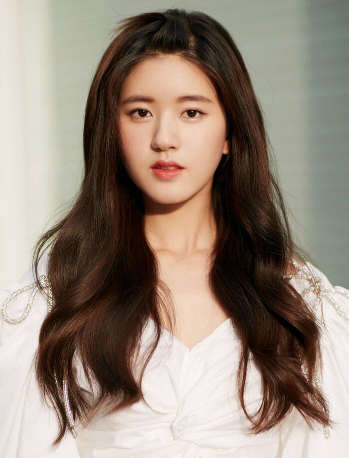 Khán giả đòi bỏ phim khi hay tin Vương Nhất Bác đóng chung với Triệu Lộ Tư-5