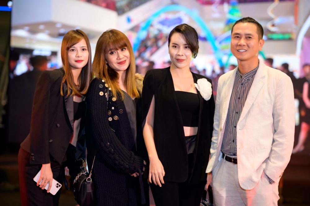 Gil Lê chạm mặt Cường Seven khi đến chúc mừng Hoàng Thùy Linh ra mắt phim mới-6