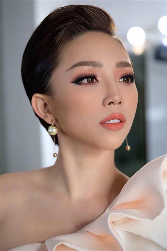 Tóc Tiên gây sốt với kiểu tóc Mullet lạ lẫm, mặc áo croptop hở bạo-5