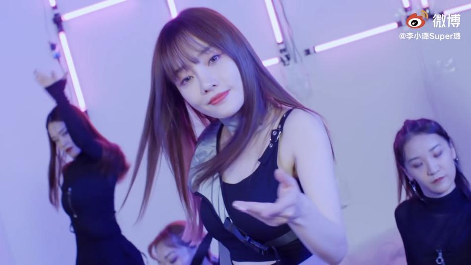 Người đẹp cắm sừng Lý Tiểu Lộ bị chỉ trích mặt dày khi tung MV tái xuất showbiz-3