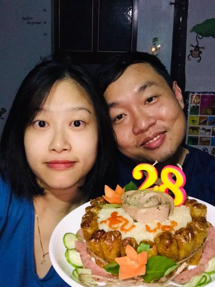 Bánh sinh nhật xôi thịt 1-0-2 chồng mò mẫm làm tặng vợ khiến hội chị em xuýt xoa-5