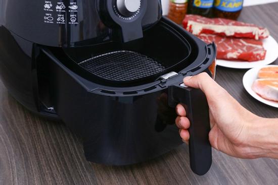 6 sai lầm trong chế biến thức ăn bằng nồi chiên không dầu chẳng khác nào phá máy