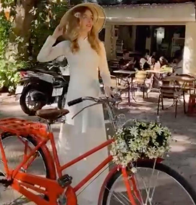 Sau những phốt cắm sừng, đánh ghen, ai là người cố tỏ ra mình ổn trên MXH khéo nhất?-6