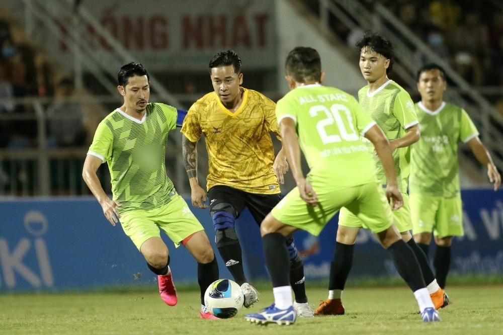 Jack ghi bàn thắng, đóng góp 250 triệu sau trận bóng đá vì miền Trung-9