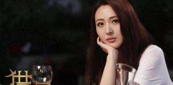 9 năm trước cô là trợ lý của Dương Mịch, 9 năm sau là bạn diễn mới nổi bên cạnh Hồ Ca-6