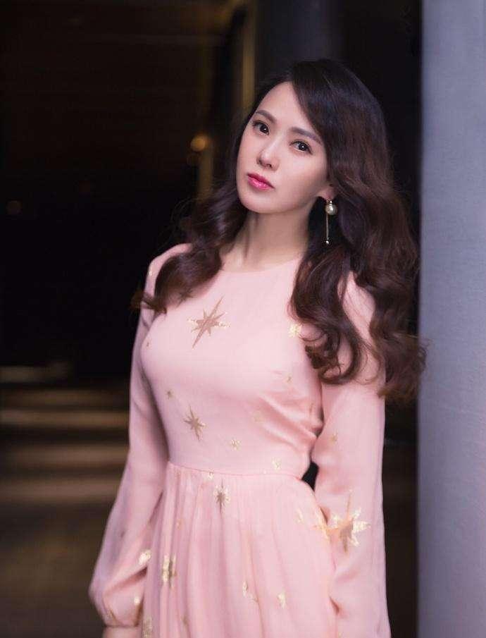 Mỹ nhân Hoa ngữ chốt 900 đơn hàng trong dịp lễ độc thân 11/11-1