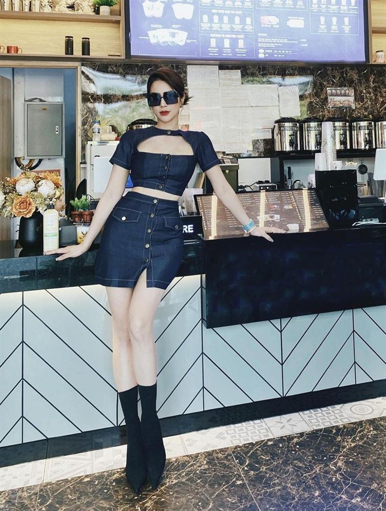 Hà Thu lăng xê xu hướng tweed - Ninh Dương Lan Ngọc khoe dáng cực nuột-1