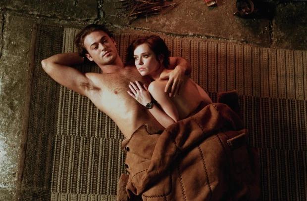 10 sao nữ siêng cởi đồ đóng cảnh gợi cảm nhất-6