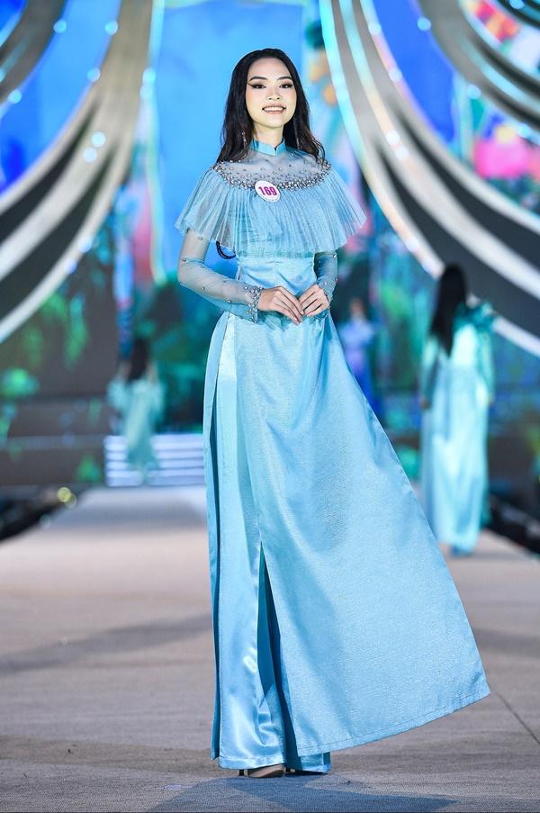 Cận cảnh top thí sinh vừa đẹp vừa tài nhất Hoa Hậu Việt Nam 2020-10