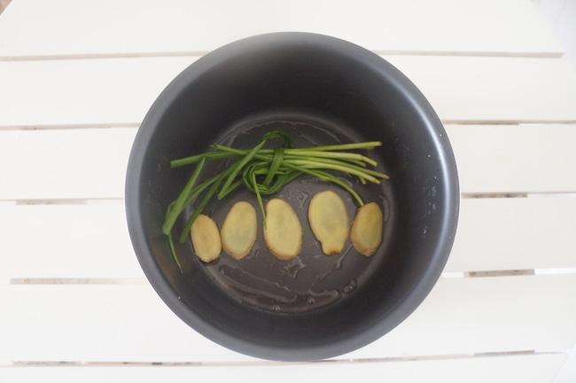 Tuyệt chiêu luộc gà không cần nước lại còn nhàn tênh chị em tham khảo ngay!-2