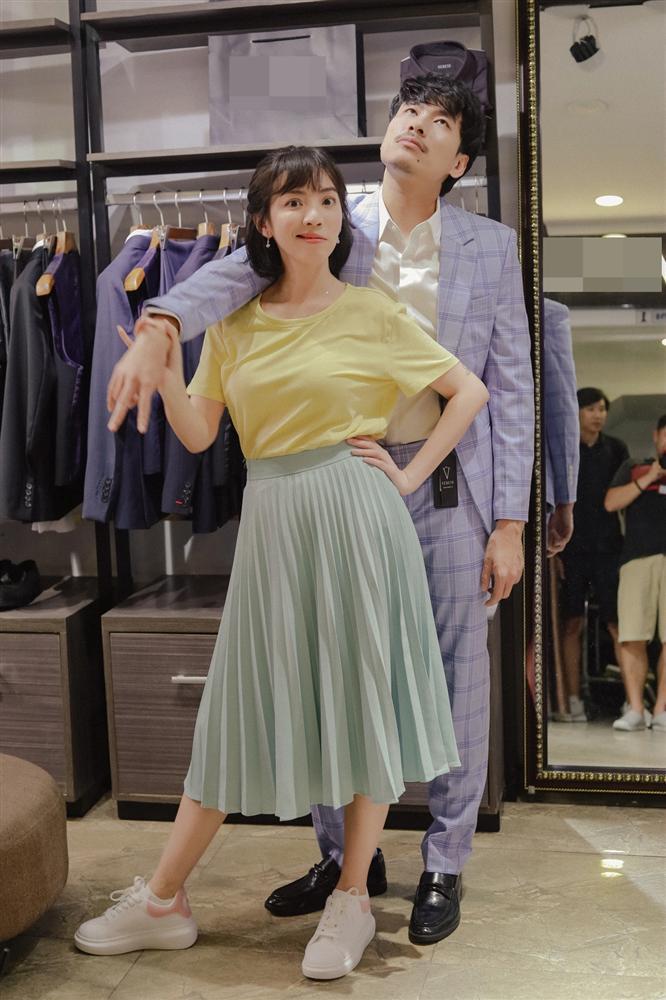 Tiệc Trăng Máu thu hơn 140 tỷ, dòng phim remake có cơ hội lội ngược dòng?-5