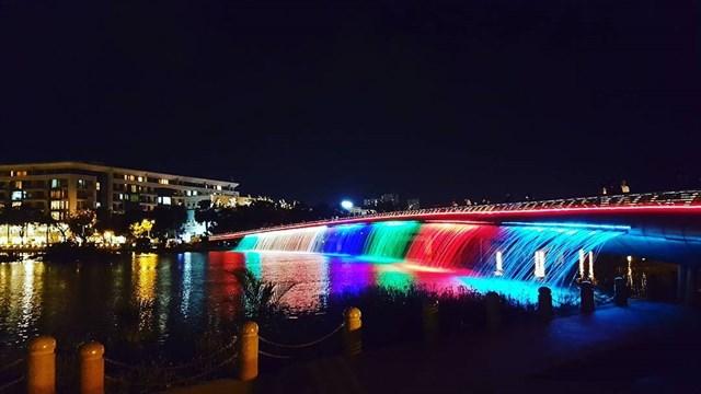 Có ngay 7749 kiểu ảnh sống ảo tại những cây cầu nổi tiếng nhất Sài Gòn-5