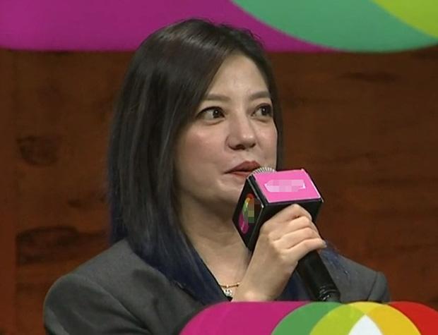 Nhan sắc thật Triệu Vy bị bóc trần: Da chảy xệ, không lung linh như ảnh trên mạng-3