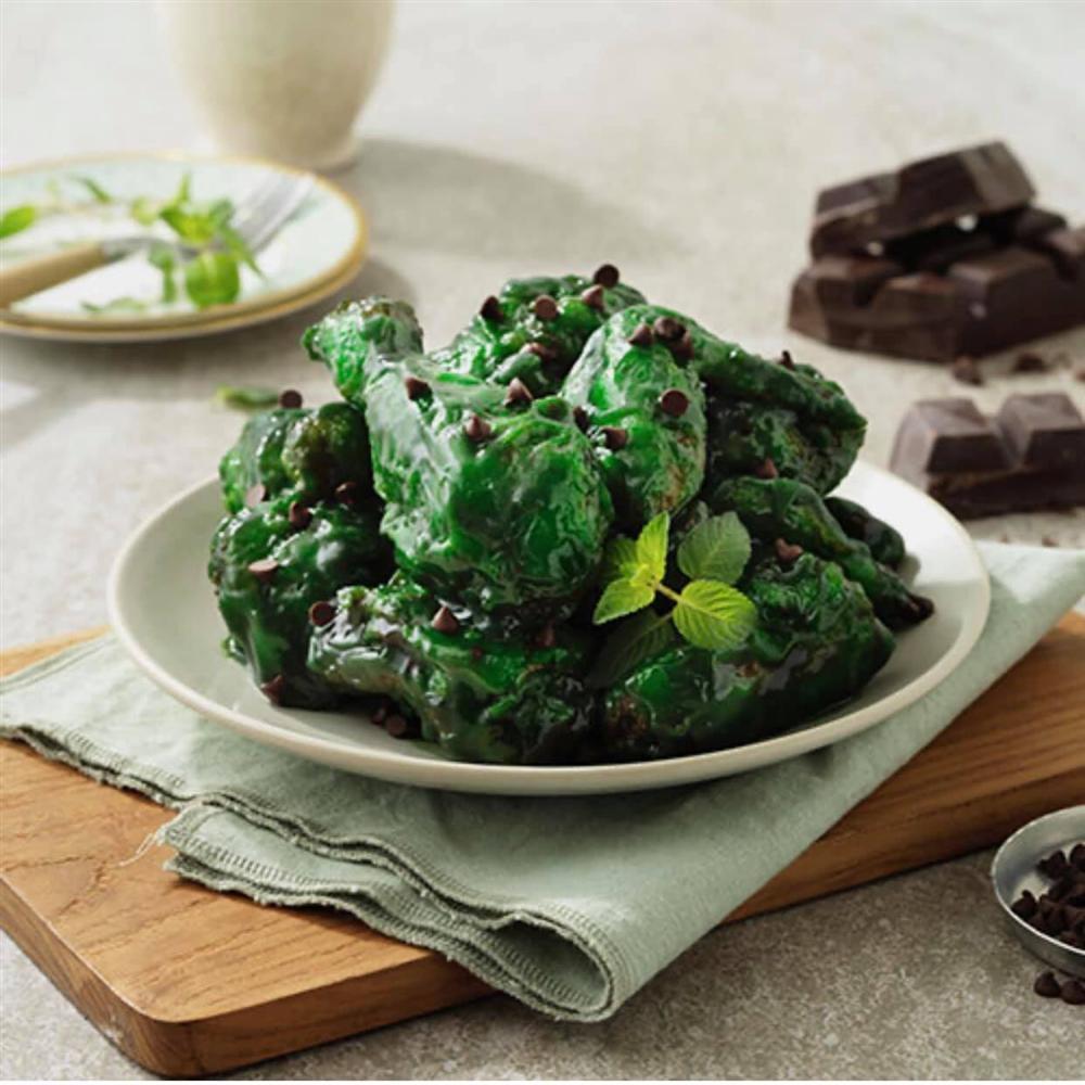 Gà rán sốt socola bạc hà, kẹo vị phở và những món ăn kỳ quặc nghe thôi cũng hốt-3