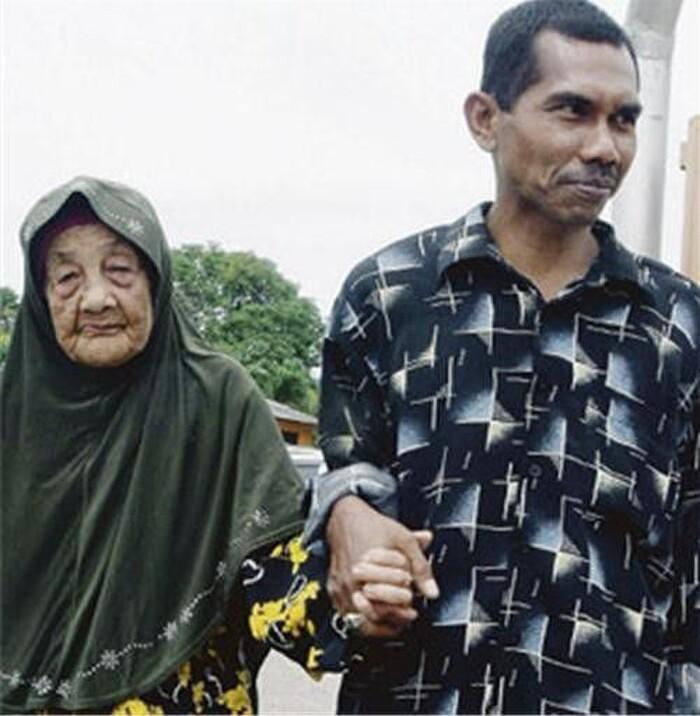 Cụ bà 118 tuổi tiết lộ bí quyết cua chồng kém 70 tuổi-3