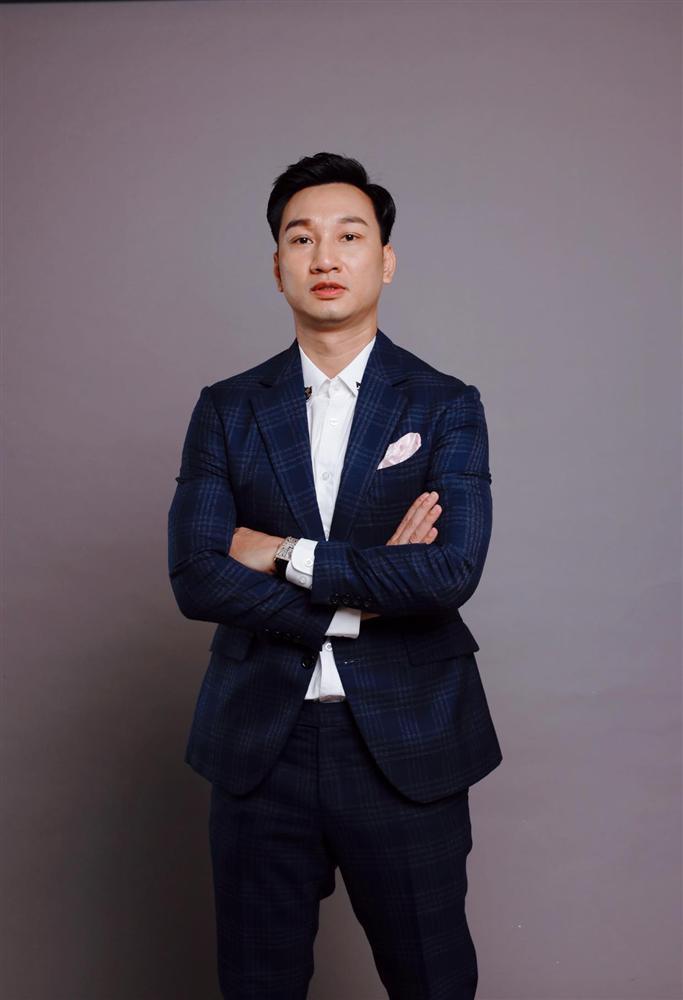 Ảnh xưa và nay quá khác biệt, MC Thành Trung thanh minh... không dao kéo-2