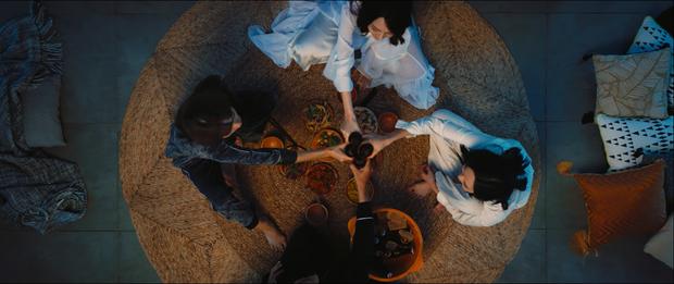 Minh Hằng sex cuồng nhiệt với trai Tây, Bảo Anh bị đánh bầm dập-2