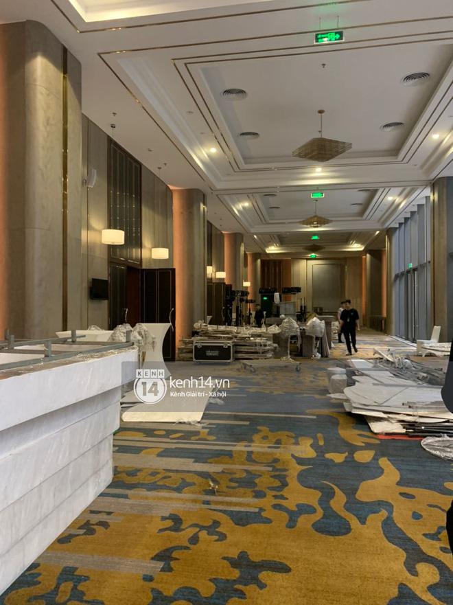 Hé lộ những hình ảnh đầu tiên tại đám cưới trong toà nhà cao hơn 400m của Xemesis và vợ trẻ 2k2-5