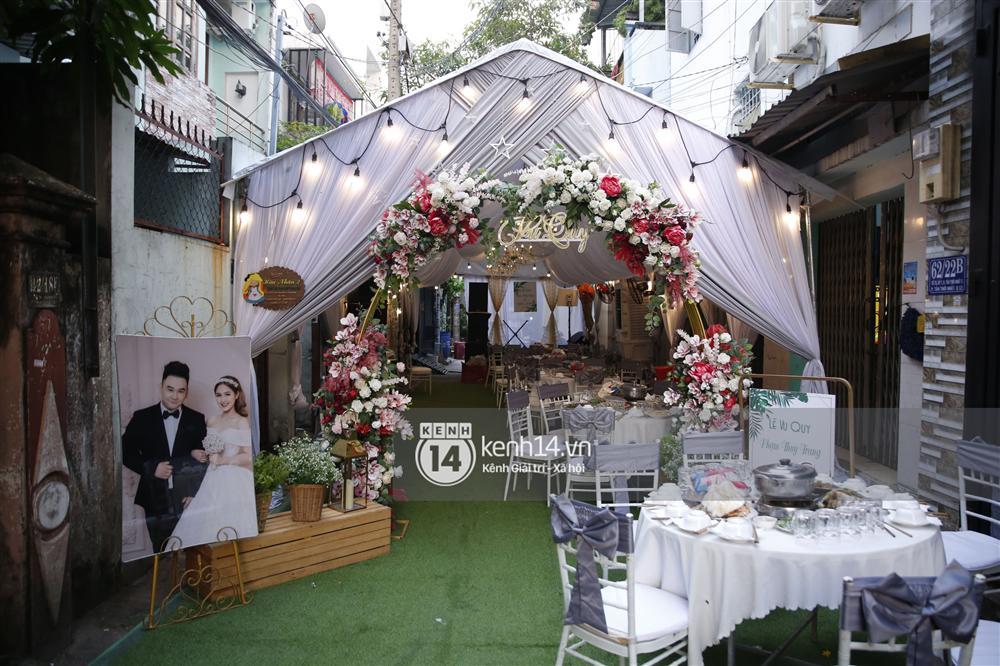 Hé lộ những hình ảnh đầu tiên tại đám cưới trong toà nhà cao hơn 400m của Xemesis và vợ trẻ 2k2-7