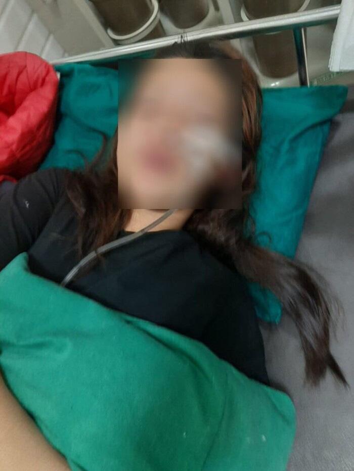 BỊ bố mẹ mắng, thiếu nữ 15 tuổi tự tử bằng thuốc diệt cỏ-1